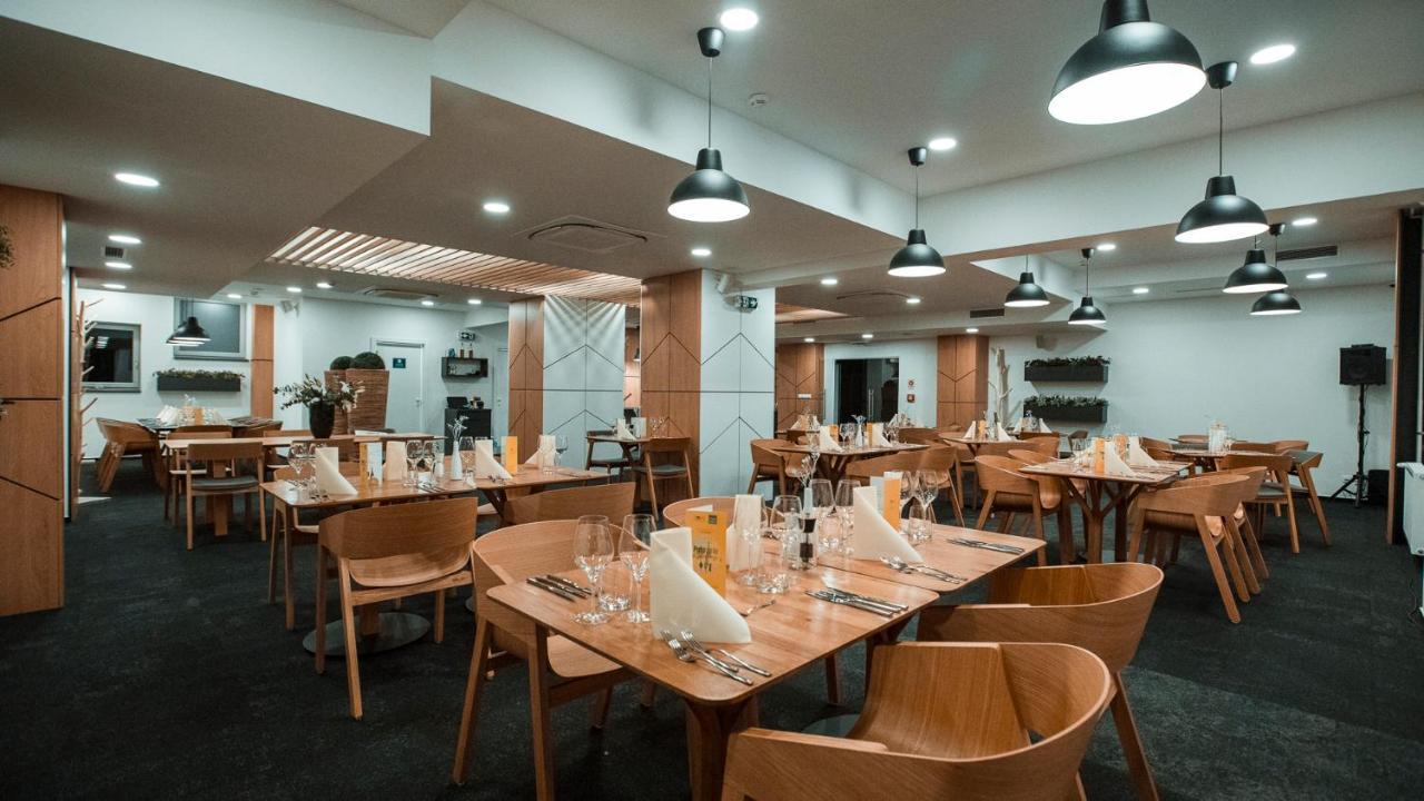 Hotel Arena Кошице Экстерьер фото