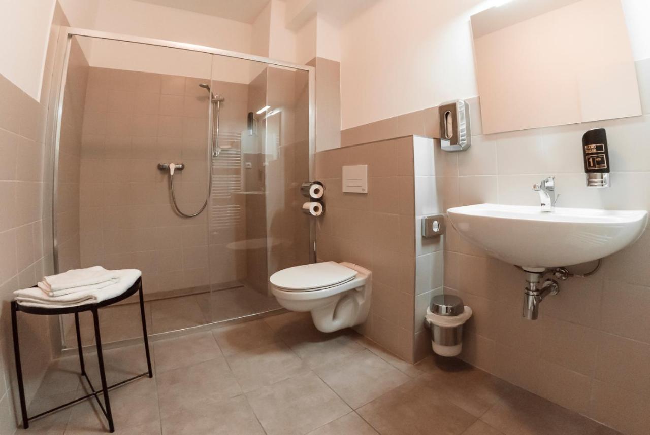 Hotel Arena Кошице Экстерьер фото